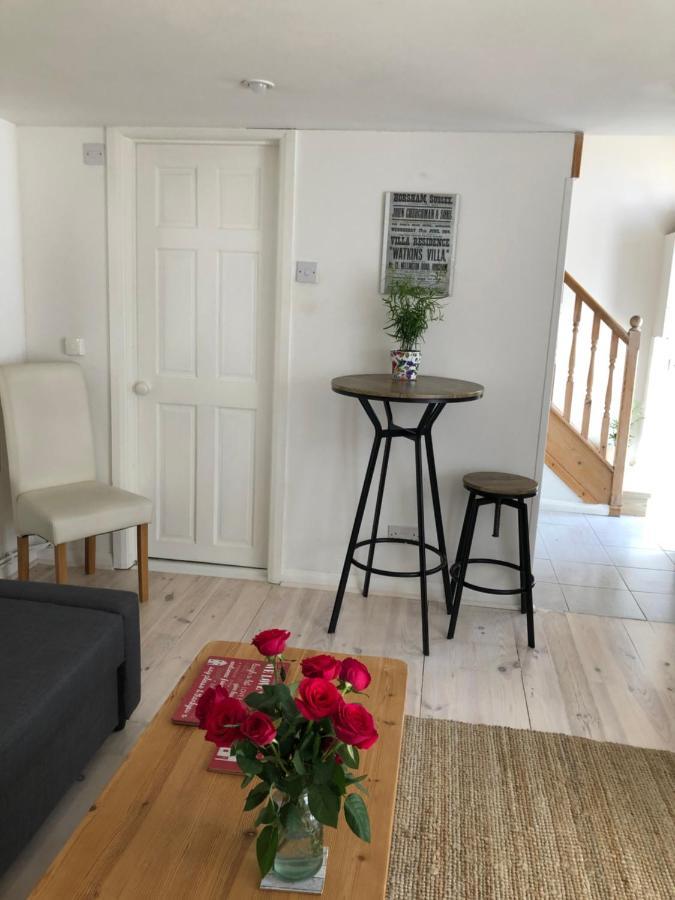 Apartament Kristina'S Coach House Horsham Zewnętrze zdjęcie