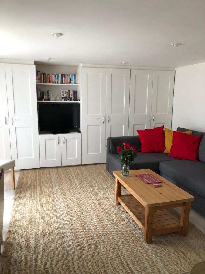 Apartament Kristina'S Coach House Horsham Zewnętrze zdjęcie